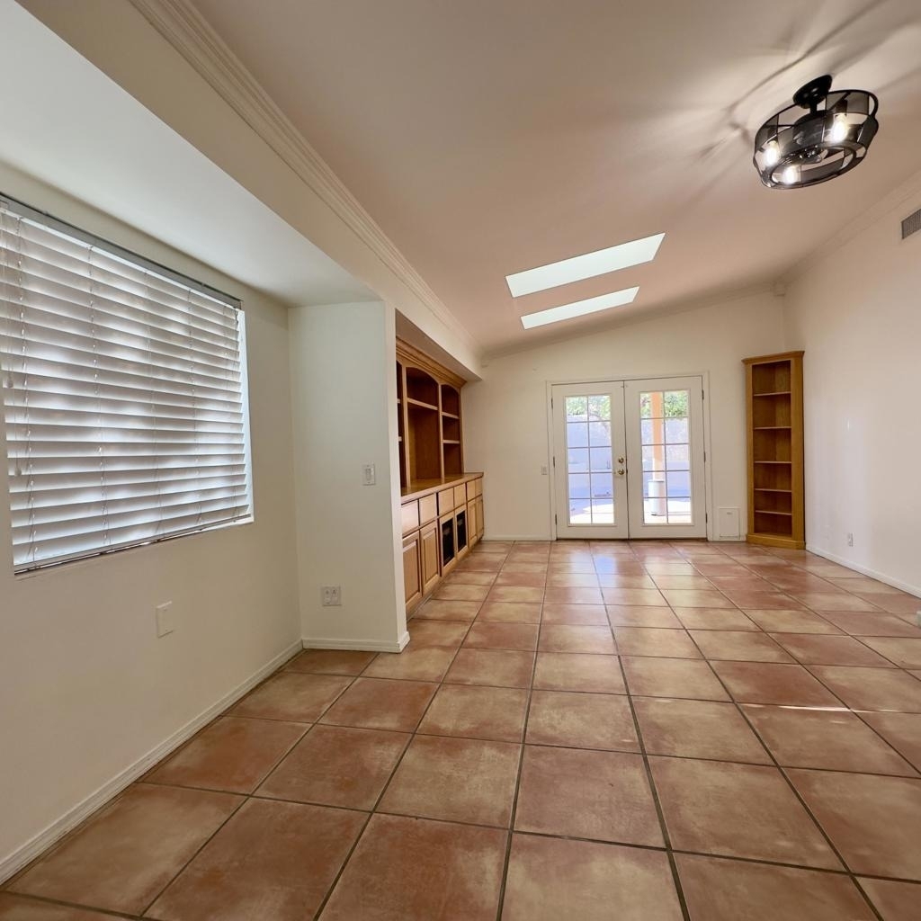 40064 Silktree Court - Photo 9