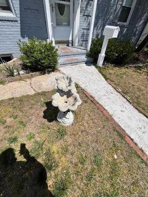 345 Walton Street - Photo 3