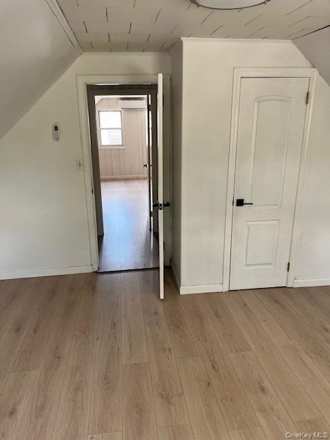 345 Walton Street - Photo 9