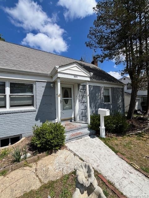 345 Walton Street - Photo 0