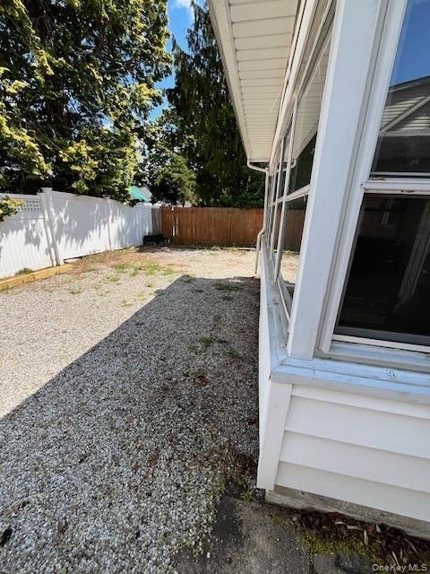 345 Walton Street - Photo 7