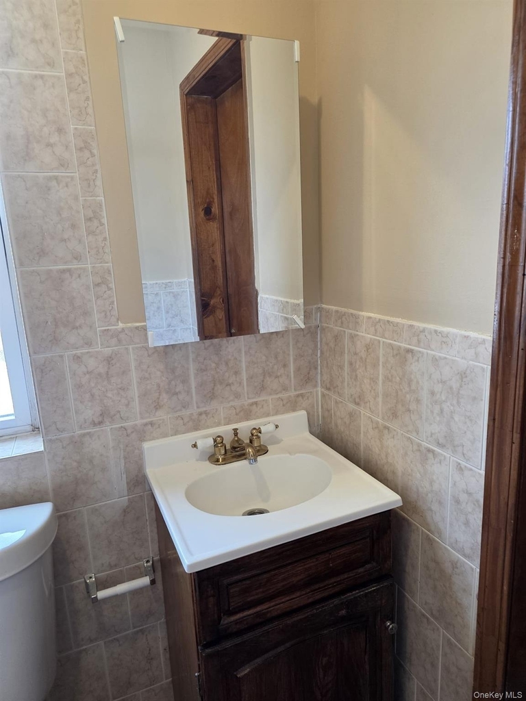 178-45 145th Road - Photo 9
