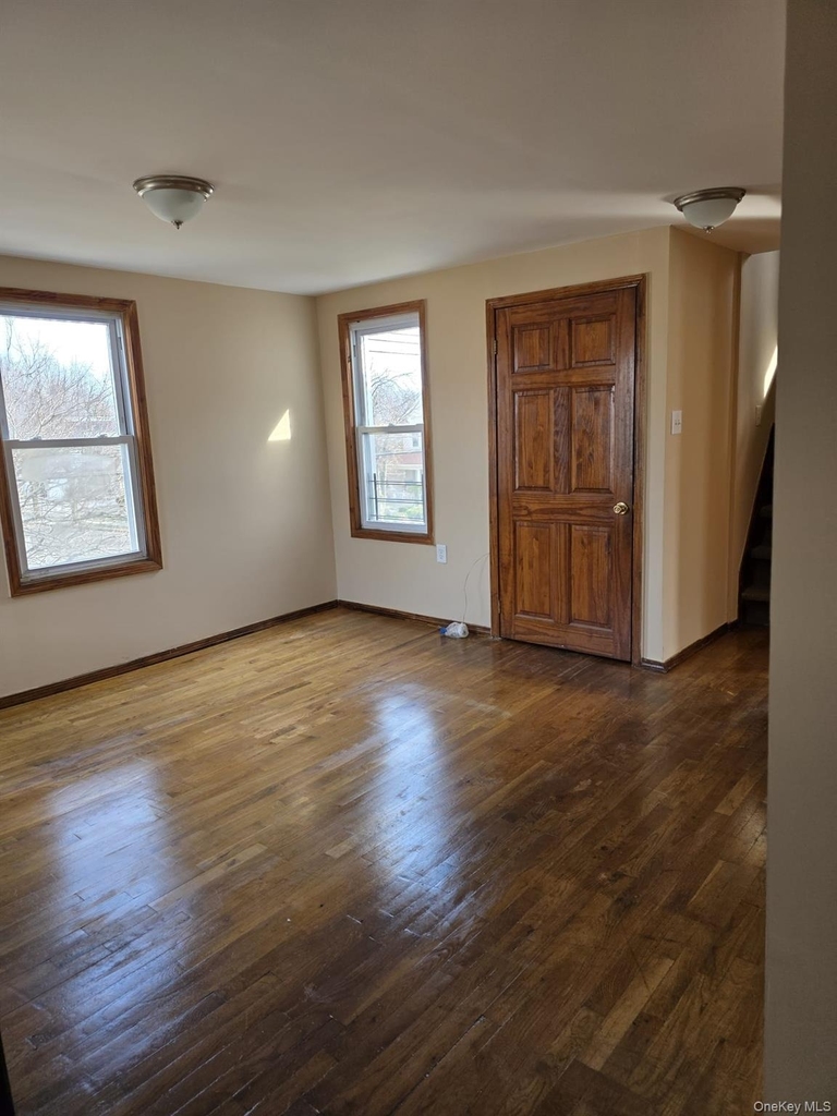 178-45 145th Road - Photo 4
