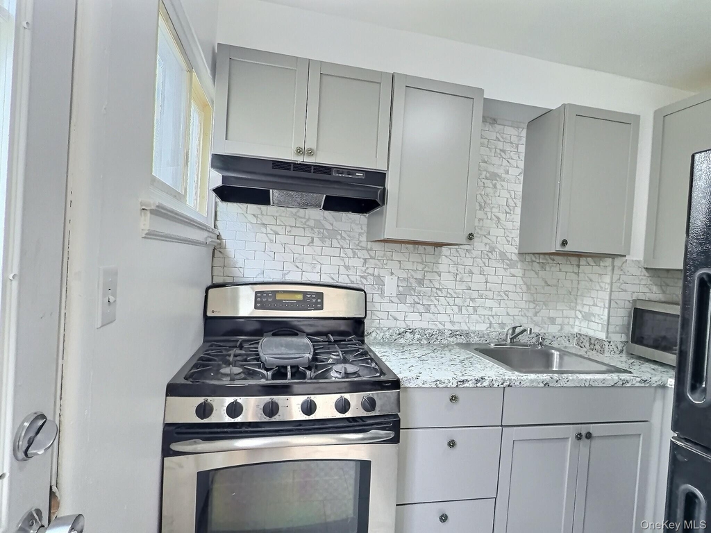 46 N Gilmore Boulevard - Photo 1