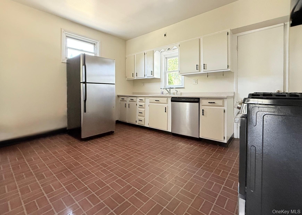505 Prospect Avenue - Photo 11