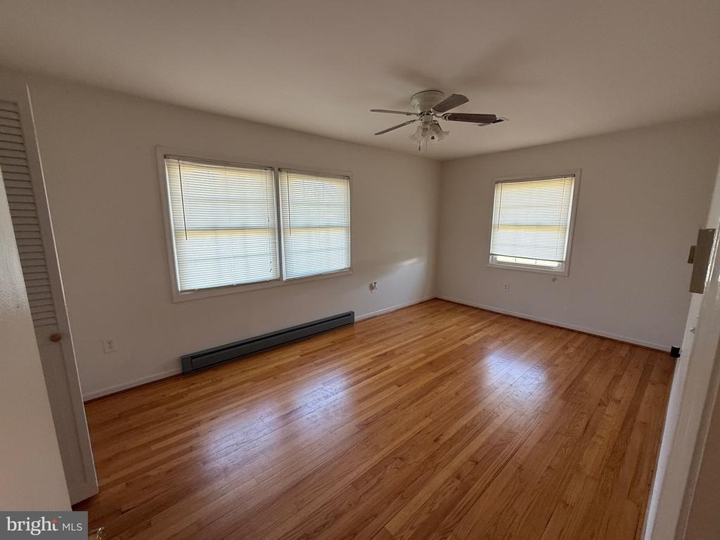 1667 Monroe Bay Circle - Photo 4