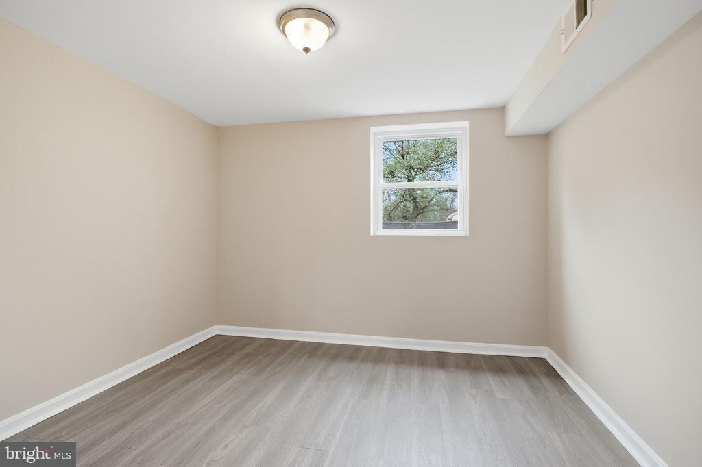13206 Staggs Court - Photo 16