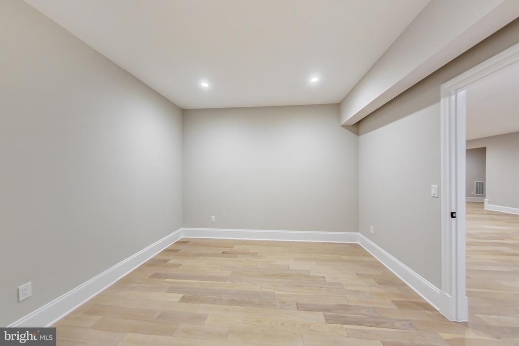 3104 Sleepy Hollow Road - Photo 70