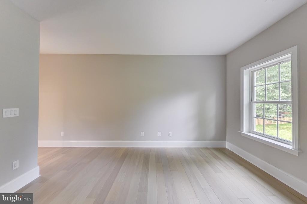 3104 Sleepy Hollow Road - Photo 32