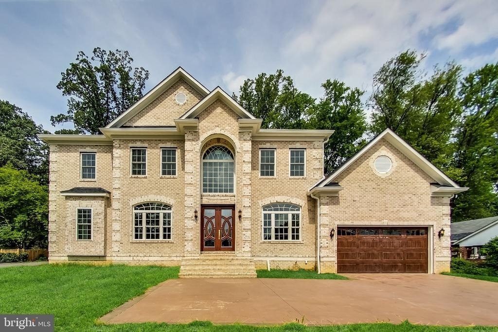 3104 Sleepy Hollow Road - Photo 0