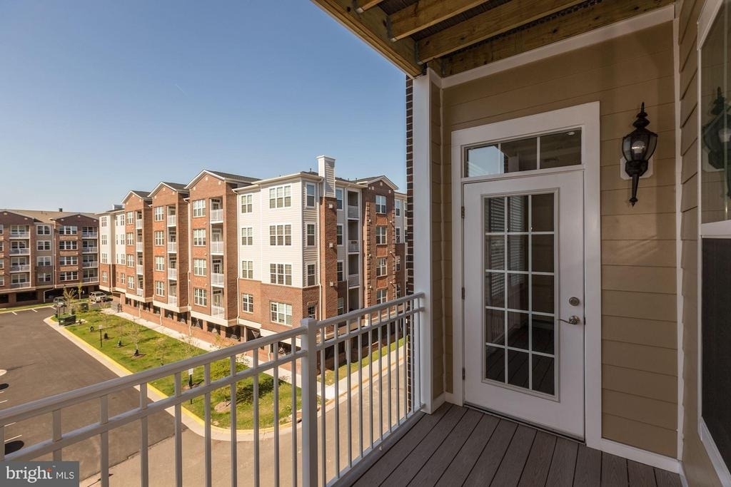 13740 Endeavour Drive - Photo 20