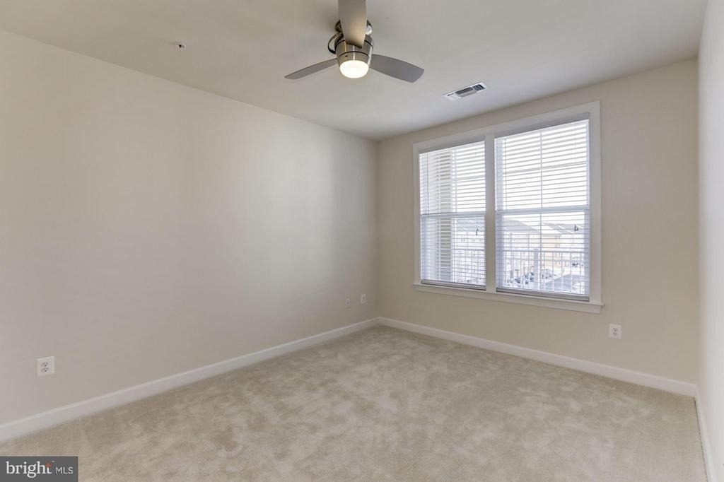 13740 Endeavour Drive - Photo 9