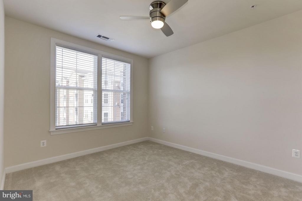 13740 Endeavour Drive - Photo 14