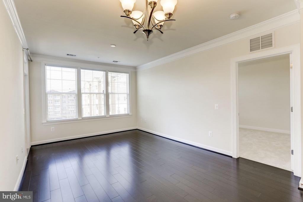 13740 Endeavour Drive - Photo 4
