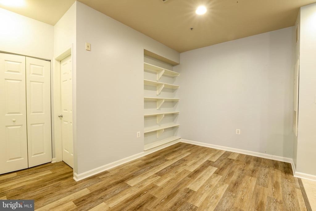 5123 Travis Edward Way - Photo 4