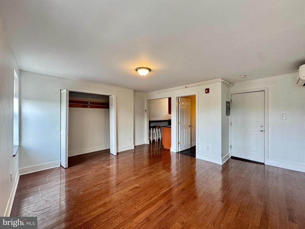 2228 Fairmount Avenue - Photo 1