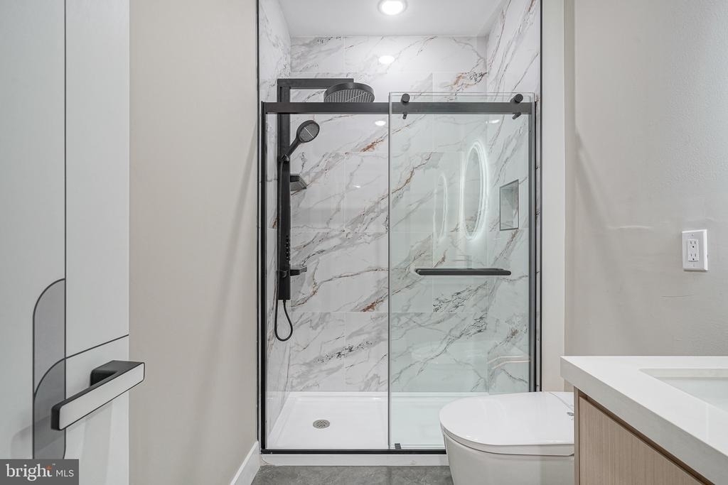 4432 Wingate Street - Photo 27