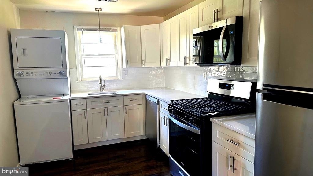 257 Evergreen Avenue - Photo 8