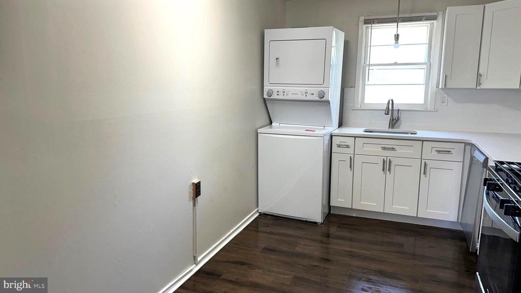 257 Evergreen Avenue - Photo 7
