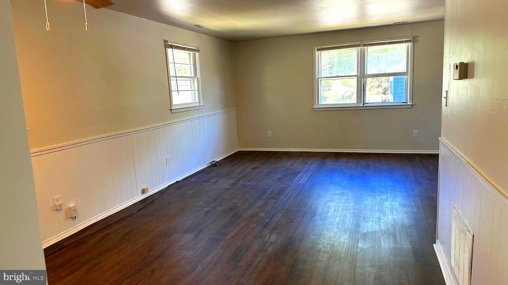 257 Evergreen Avenue - Photo 1
