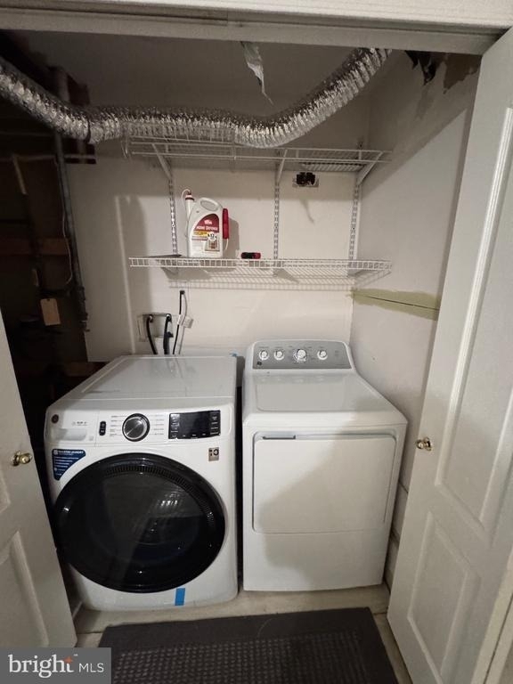 9805 Doubletree Terrace - Photo 28