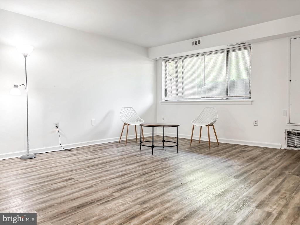 11380 Cherry Hill Road - Photo 8