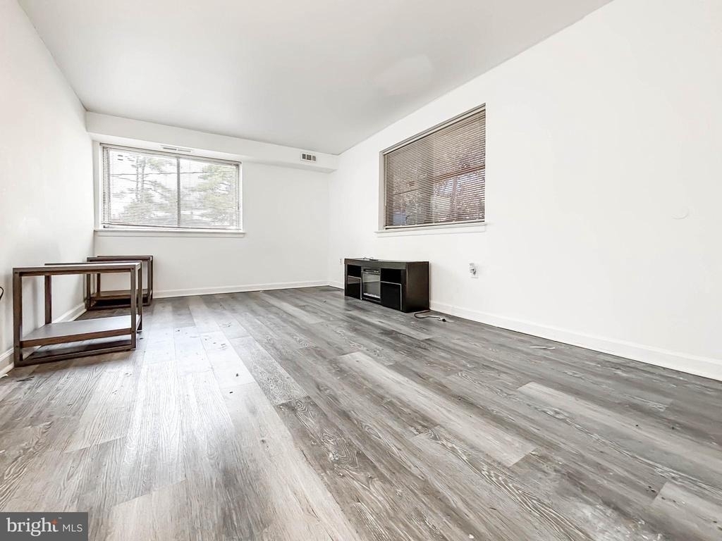 11380 Cherry Hill Road - Photo 13