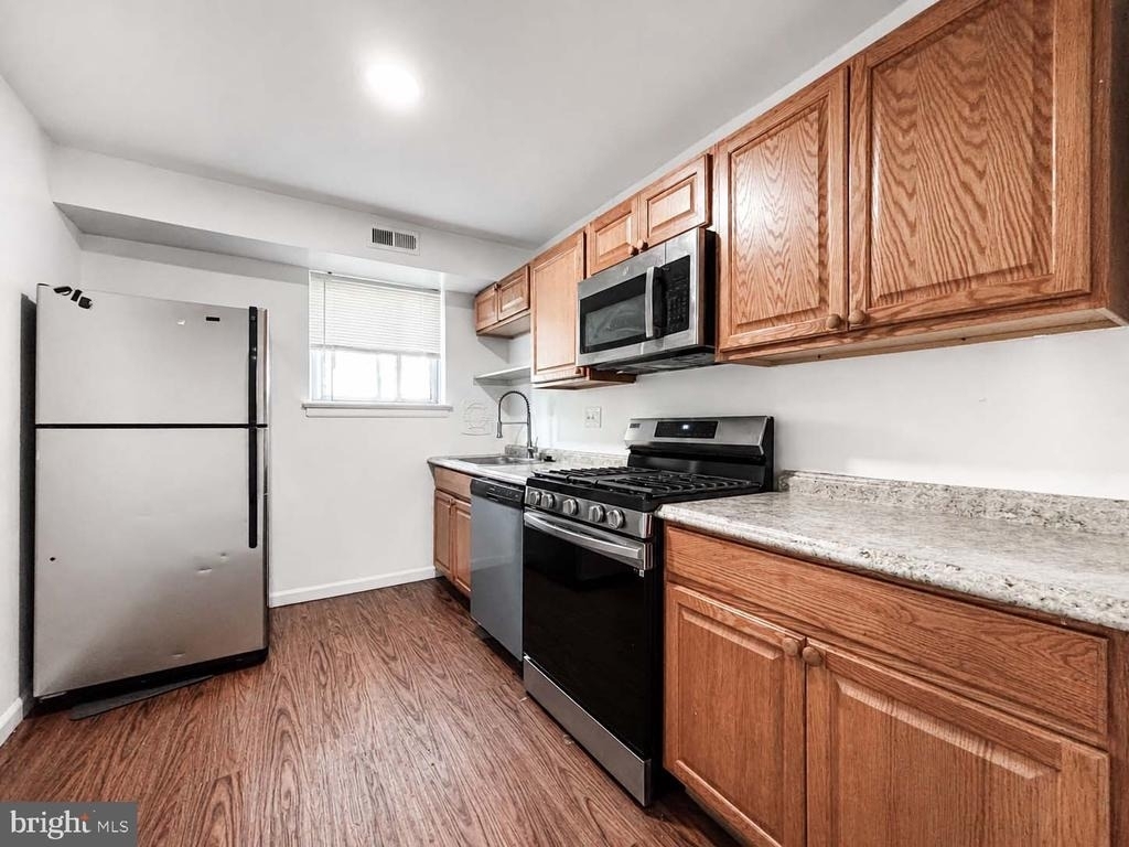 11380 Cherry Hill Road - Photo 24