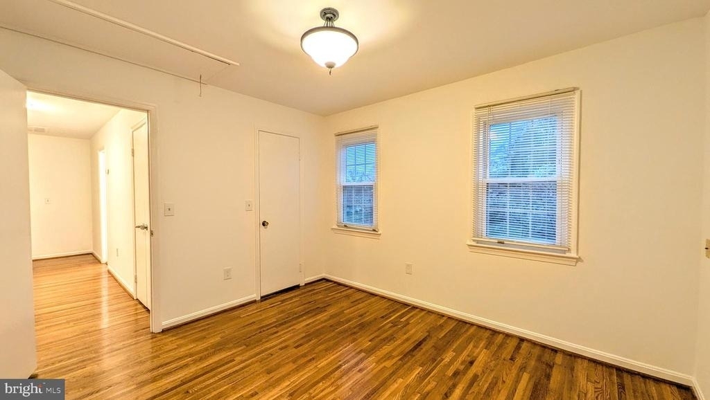 8835 Tuckerman Lane - Photo 11