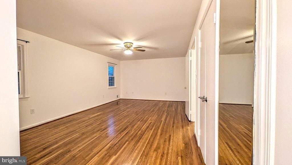 8835 Tuckerman Lane - Photo 9