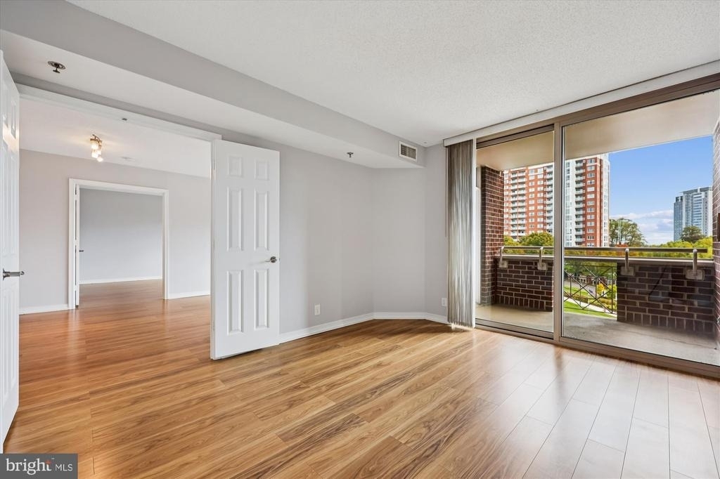 5809 Nicholson Lane - Photo 23