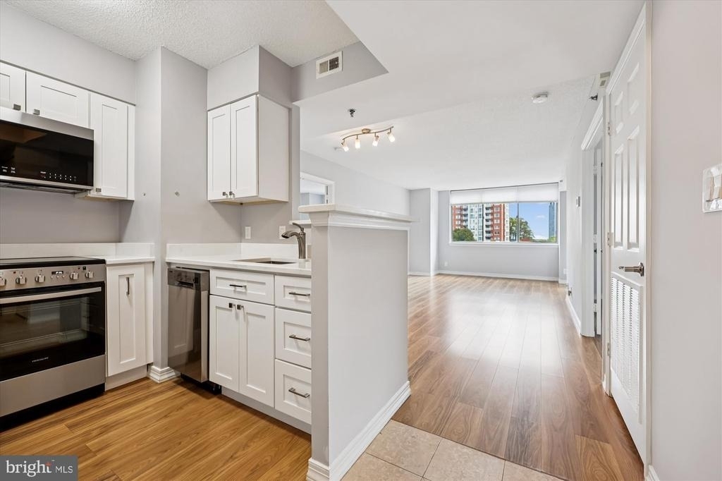 5809 Nicholson Lane - Photo 1