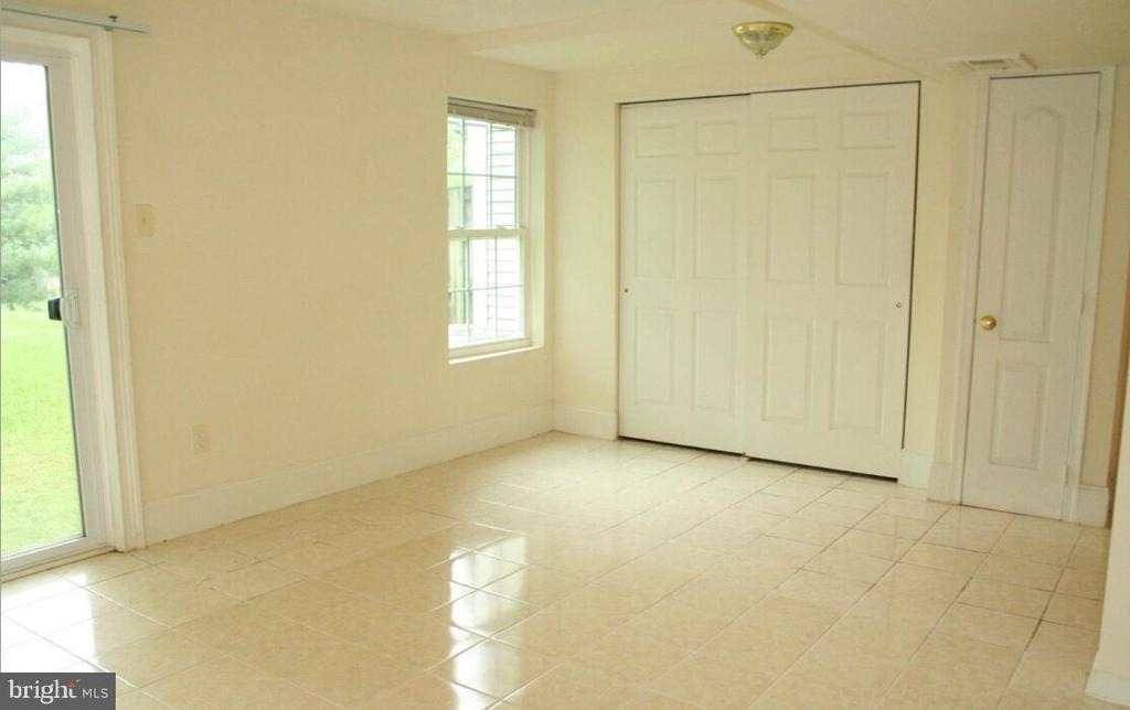 9317 Broadwater Drive - Photo 10