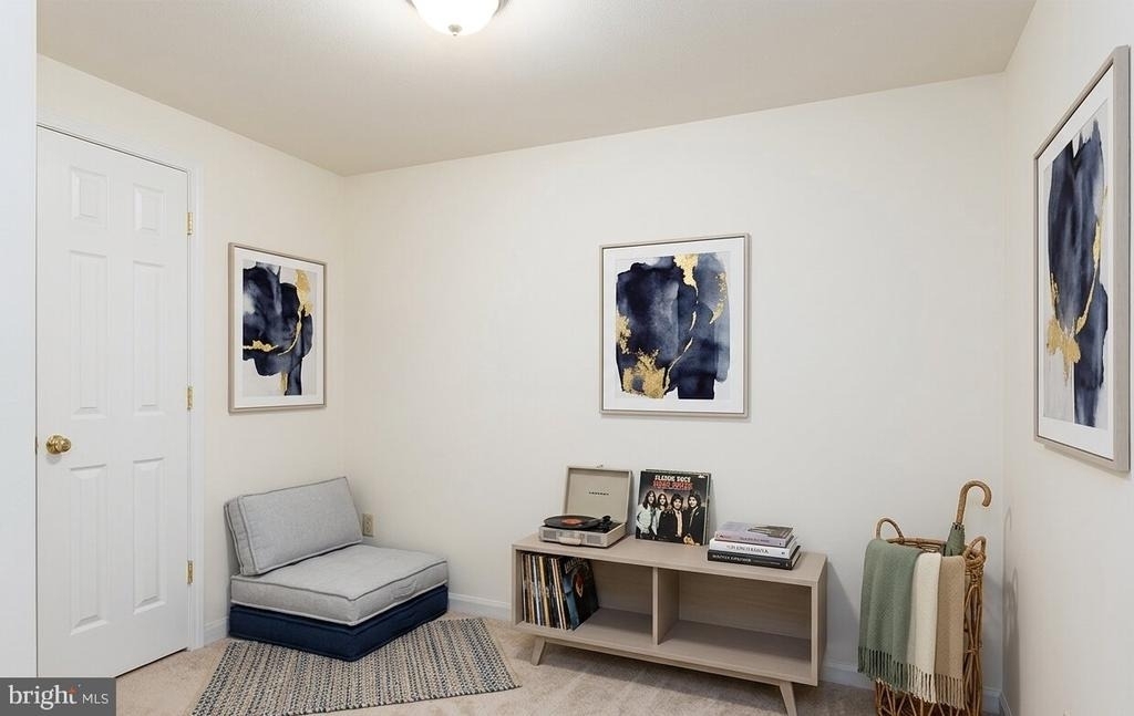9317 Broadwater Drive - Photo 2