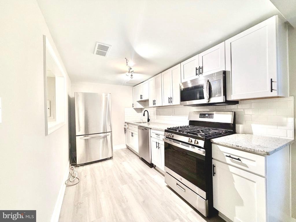 4120 14th Street Nw - Photo 18
