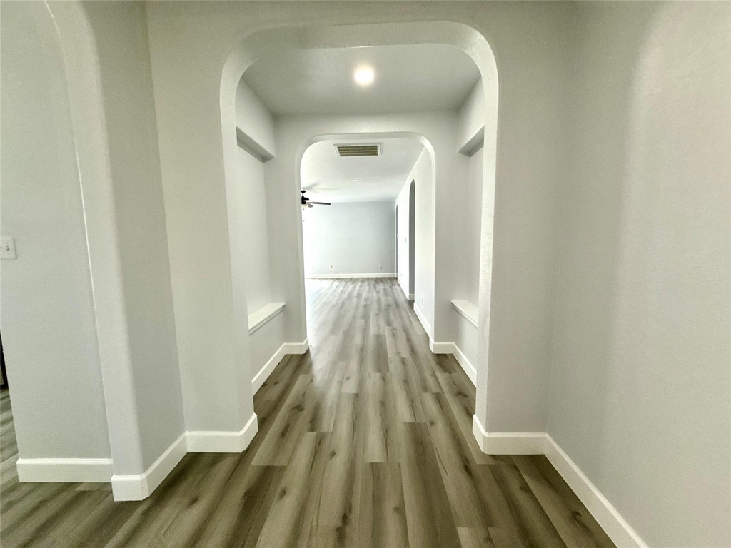 1713 Bowerton Dr - Photo 1