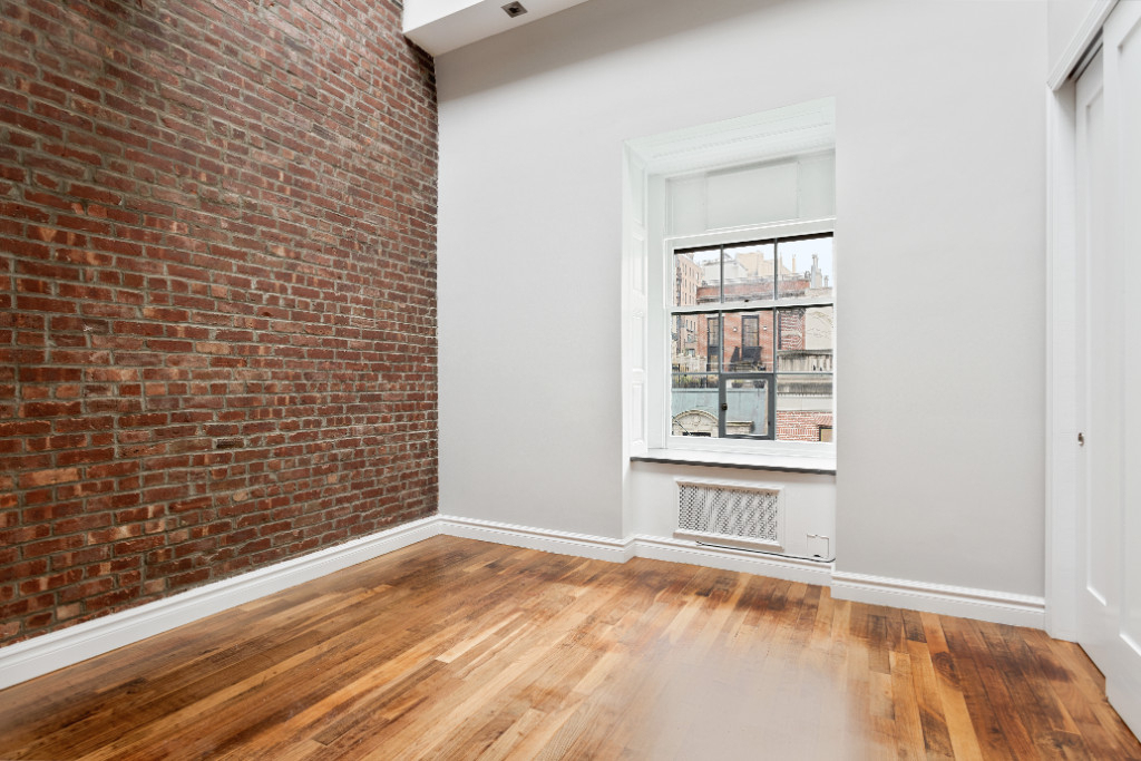 7 East 75th Street - Photo 3