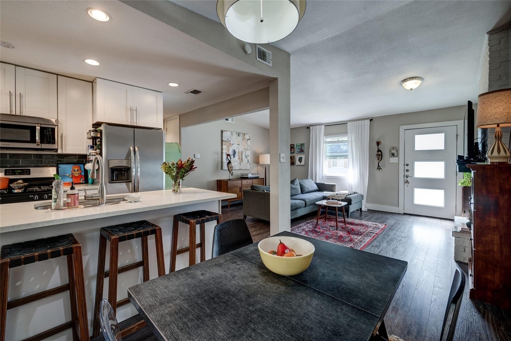 6306 Vioitha Dr - Photo 8