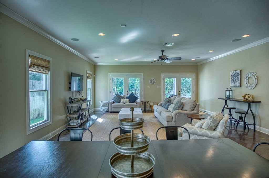 1035 Timber Elm - Photo 8