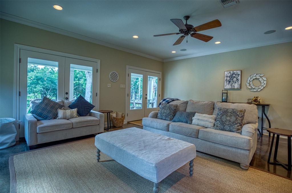 1035 Timber Elm - Photo 7