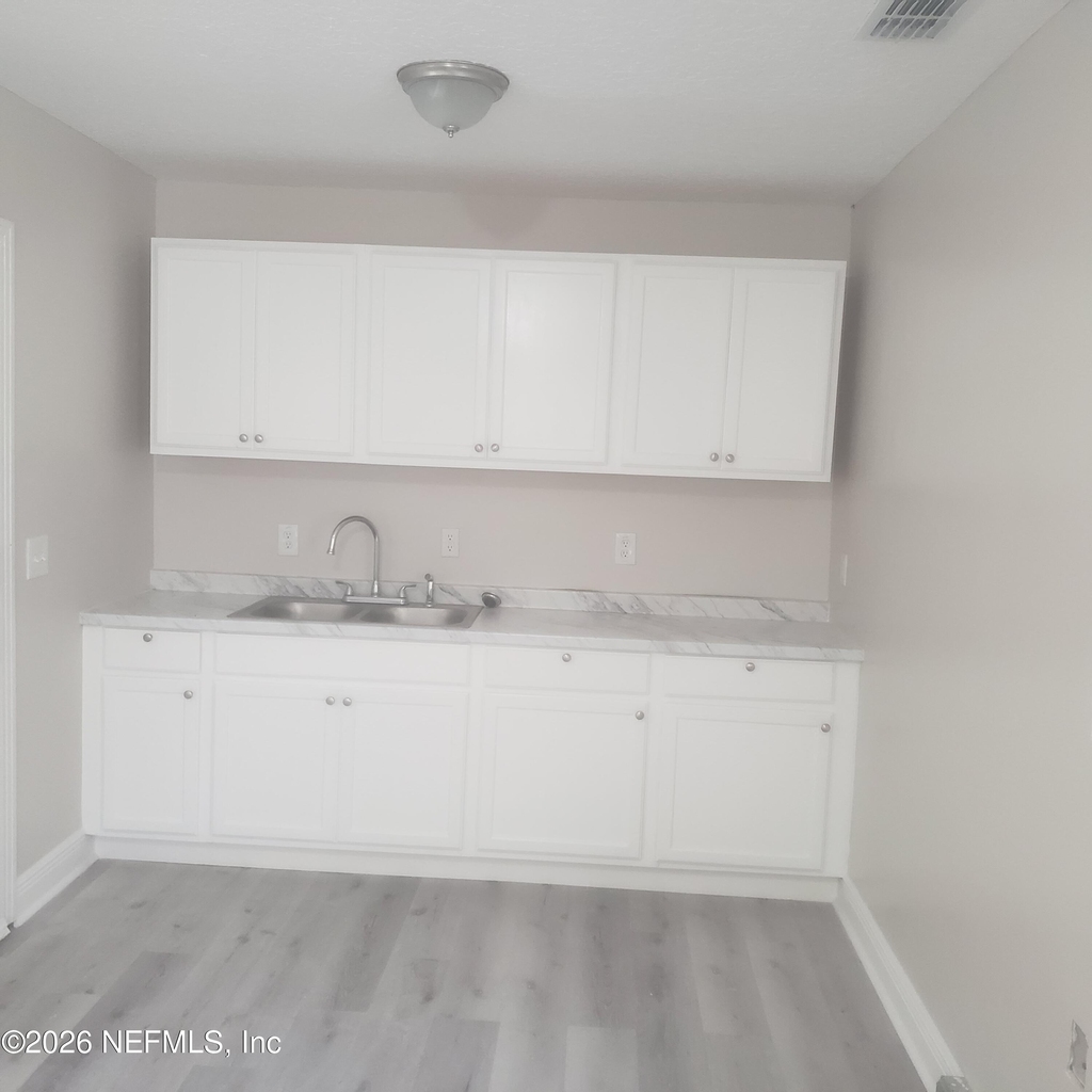 5531 Agra Court - Photo 4