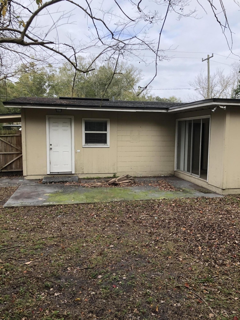 7318 Strato Road - Photo 13