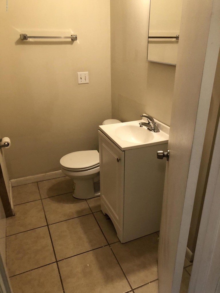 7318 Strato Road - Photo 9