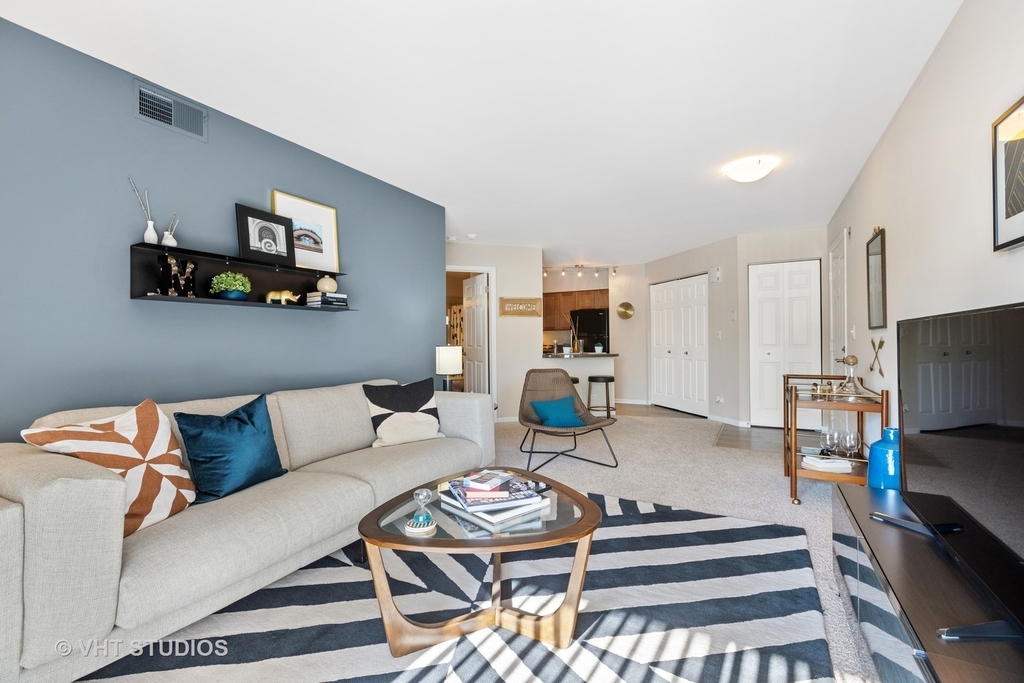 1531 Westminster Drive - Photo 16