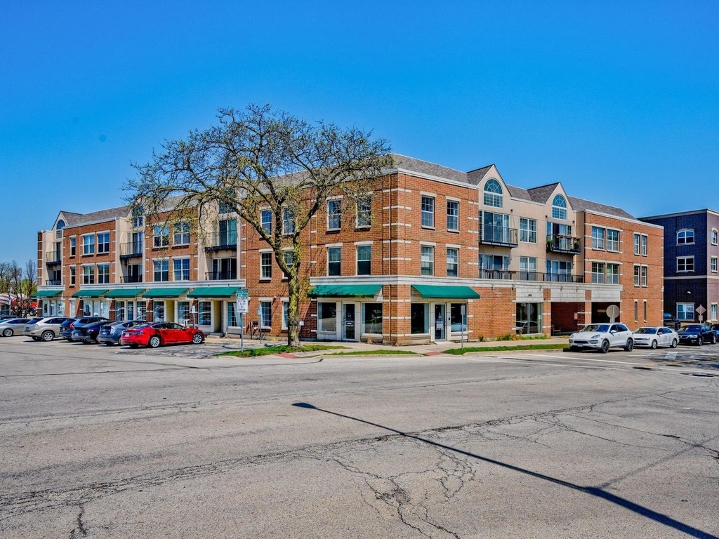 1800 Dewes Street - Photo 1