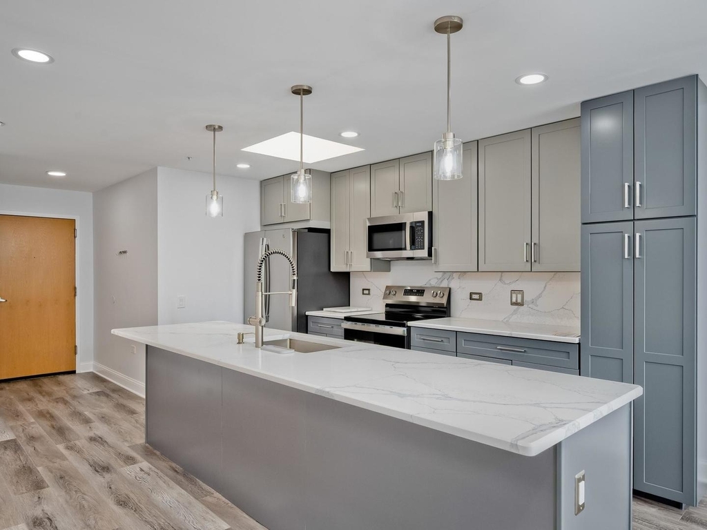 1800 Dewes Street - Photo 7