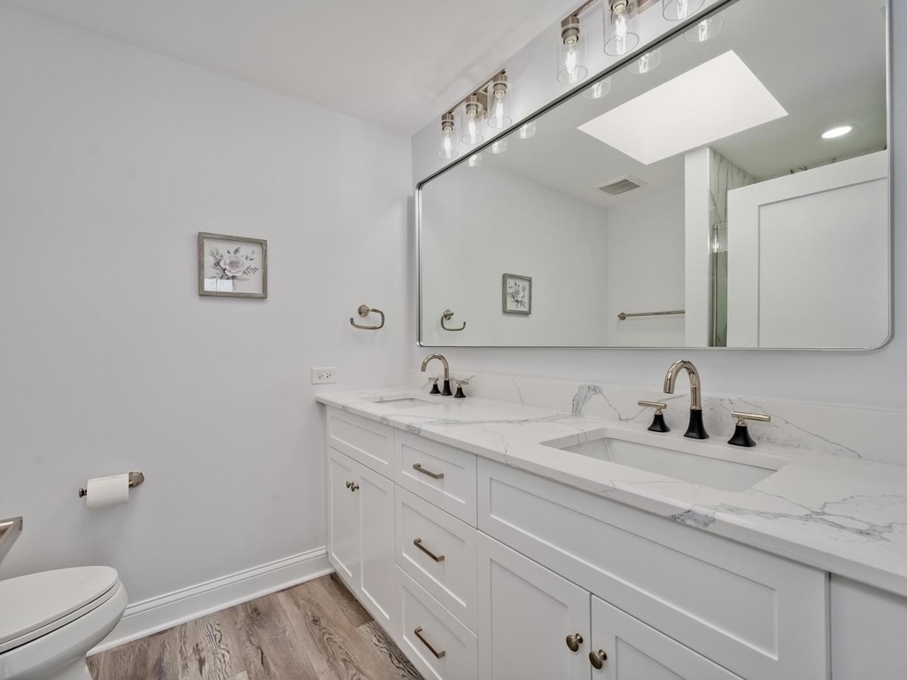 1800 Dewes Street - Photo 19