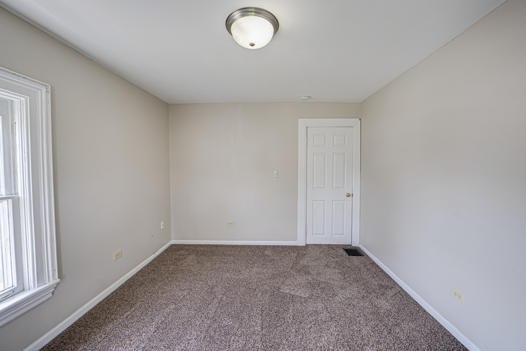 371 Cedar Street - Photo 15