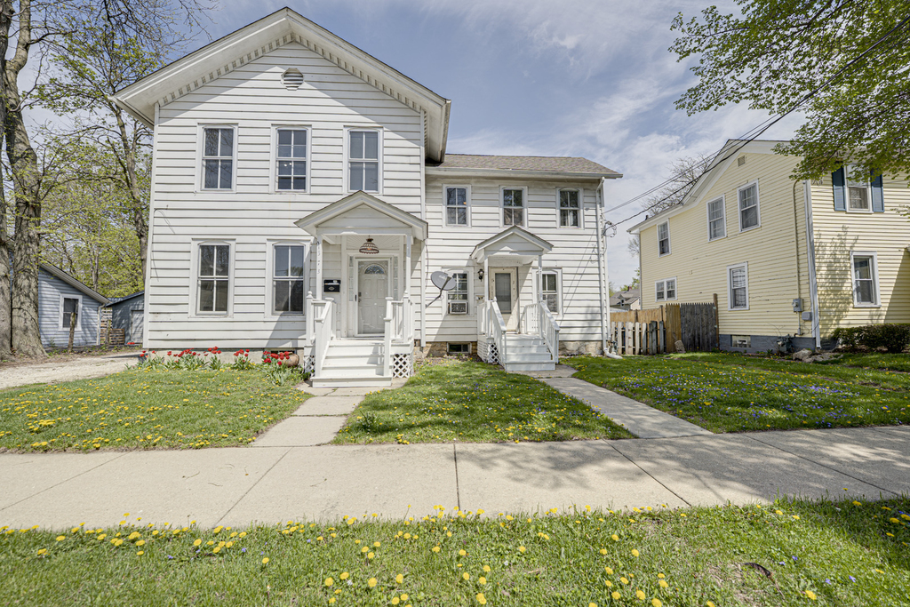 371 Cedar Street - Photo 0