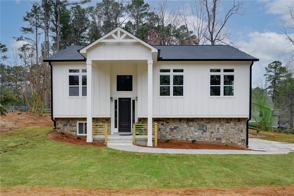 2295 Brandon Court - Photo 0
